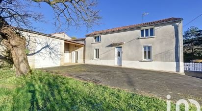 Maison 4 pièces de 112 m² à Coulonges-sur-l'Autize (79160)