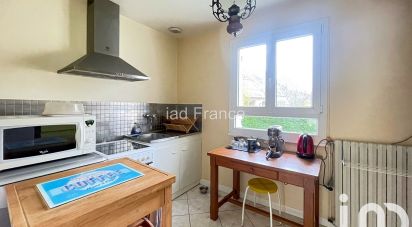 House 4 rooms of 81 m² in Le Plessis-Trévise (94420)