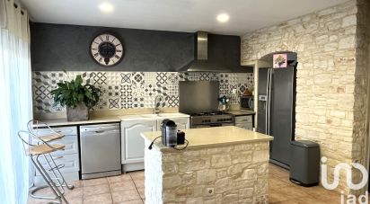 Traditional house 6 rooms of 143 m² in Bagnols-sur-Cèze (30200)