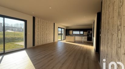 Maison 4 pièces de 116 m² à Saint-Pierre-Eynac (43260)