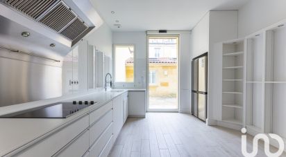 Appartement 4 pièces de 118 m² à Bordeaux (33000)