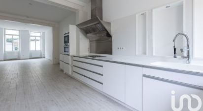 Appartement 4 pièces de 118 m² à Bordeaux (33000)