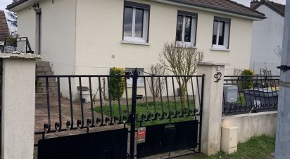 House 5 rooms of 98 m² in Pont-Sainte-Maxence (60700)