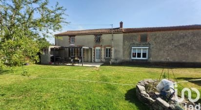 Barn conversion 6 rooms of 122 m² in La Chaize-le-Vicomte (85310)