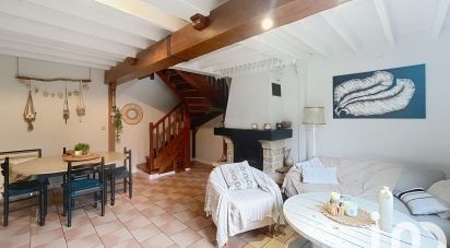 Cottage 4 rooms of 75 m² in Bazoches-sur-le-Betz (45210)