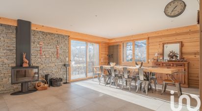 Maison 9 pièces de 286 m² à Villard-de-Lans (38250)