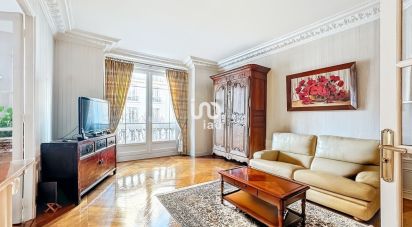 Appartement 4 pièces de 82 m² à Paris (75018)