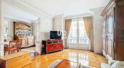 Appartement 4 pièces de 82 m² à Paris (75018)