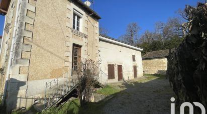 House 5 rooms of 119 m² in Chasseneuil-du-Poitou (86360)