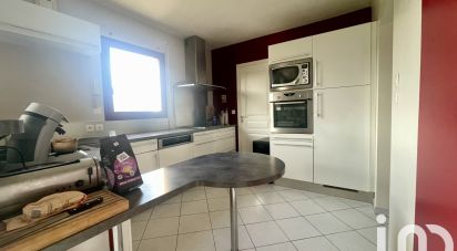 House 5 rooms of 105 m² in Saint-Lyphard (44410)