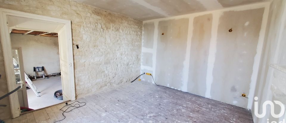 Longère 6 pièces de 165 m² à Celles-sur-Belle (79370)