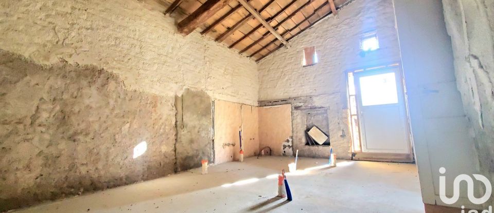 Longère 6 pièces de 165 m² à Celles-sur-Belle (79370)