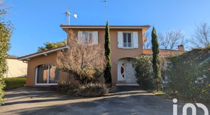 Maison traditionnelle 7 pièces de 156 m² à Gujan-Mestras (33470)