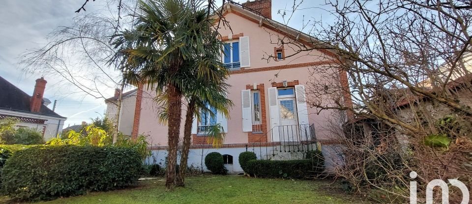 Town house 7 rooms of 150 m² in Montargis (45200)