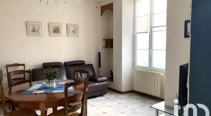 Maison de ville 9 pièces de 231 m² à Jarnac (16200)