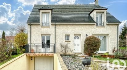 Maison traditionnelle 5 pièces de 145 m² à Breuillet (91650)