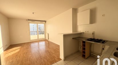 Apartment 2 rooms of 45 m² in Guyancourt (78280)