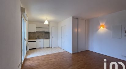 Appartement 1 pièce de 26 m² à Corbeil-Essonnes (91100)