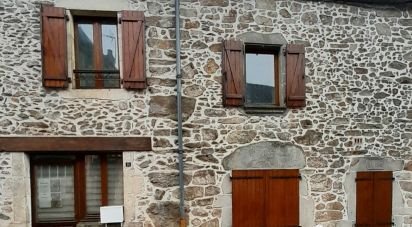 Village house 3 rooms of 65 m² in Rieupeyroux (12240)