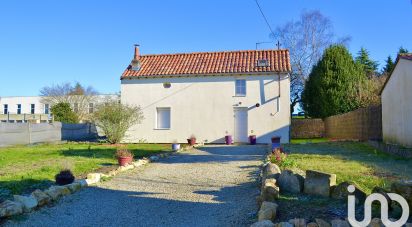 Maison traditionnelle 4 pièces de 145 m² à Montmorillon (86500)