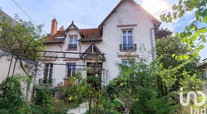 Mansion 6 rooms of 180 m² in Chécy (45430)