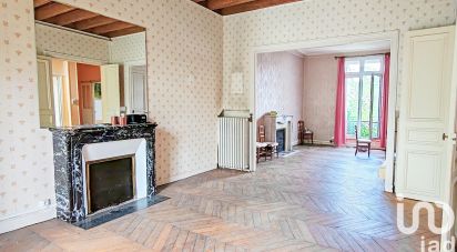 Mansion 6 rooms of 180 m² in Chécy (45430)