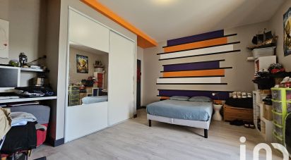 Maison 6 pièces de 223 m² à Cordes-Tolosannes (82700)