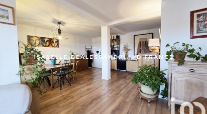 Apartment 3 rooms of 75 m² in Six-Fours-les-Plages (83140)