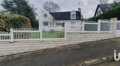 Maison traditionnelle 6 pièces de 166 m² à Sautron (44880)