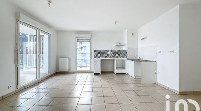 Appartement 2 pièces de 45 m² à Bordeaux (33300)