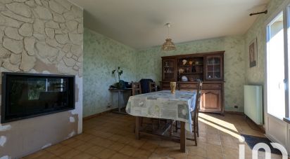 Village house 4 rooms of 88 m² in Saint-Louis-de-Montferrand (33440)