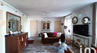 Apartment 3 rooms of 70 m² in Angers (49100)