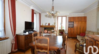 House 9 rooms of 226 m² in Usson-en-Forez (42550)