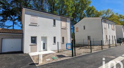 Maison 5 pièces de 98 m² à Saint-Michel-de-Rieufret (33720)