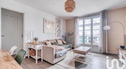 Appartement 2 pièces de 46 m² à Saint-Thibault-des-Vignes (77400)