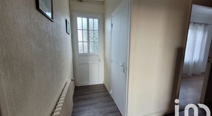 House 6 rooms of 127 m² in Pleumeur-Bodou (22560)