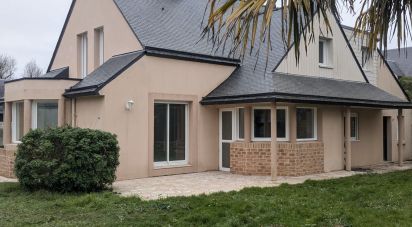 Maison 6 pièces de 176 m² à Vannes (56000)