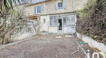 House 5 rooms of 83 m² in Arles (13200)