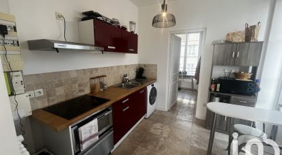 Apartment 1 room of 44 m² in Fontainebleau (77300)