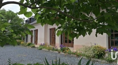 Traditional house 6 rooms of 250 m² in Poueyferré (65100)