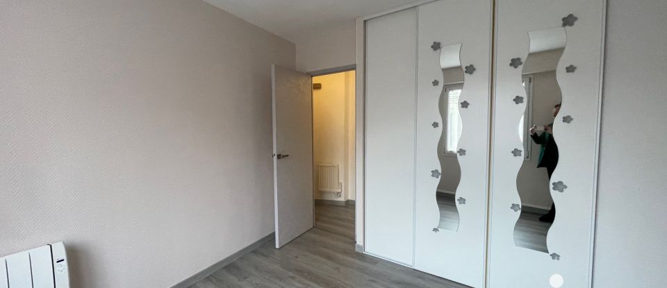 Apartment 3 rooms of 71 m² in Vaujours (93410)