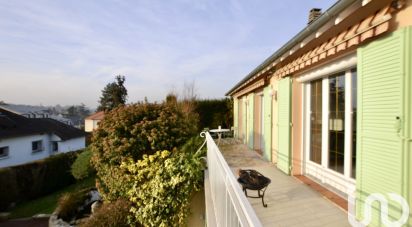 Traditional house 6 rooms of 122 m² in Orgeval (78630)