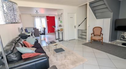 House 4 rooms of 89 m² in Saint-Jean-de-la-Ruelle (45140)