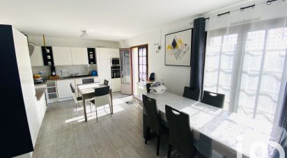 Maison 7 pièces de 135 m² à Lannion (22300)