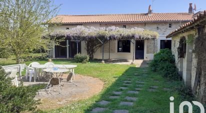 Country house 7 rooms of 201 m² in Prailles (79370)