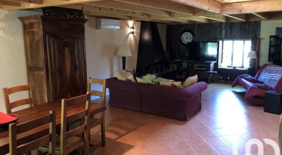 Country house 7 rooms of 201 m² in Prailles (79370)