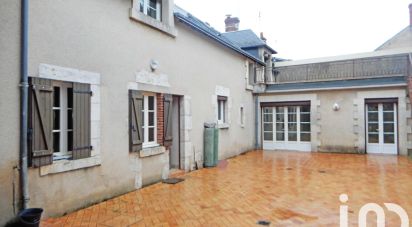 Village house 8 rooms of 204 m² in Huisseau-sur-Cosson (41350)