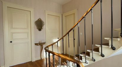 Maison de ville 8 pièces de 168 m² à Château-Thierry (02400)