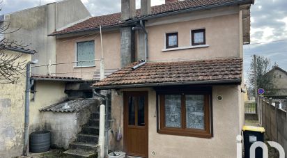 Village house 5 rooms of 104 m² in La Motte-Saint-Jean (71160)