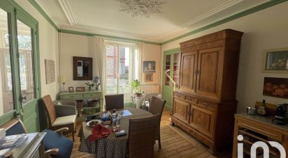 House 6 rooms of 180 m² in Nemours (77140)